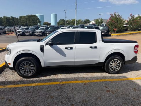 Used 2022 Ford Maverick XLT w/ Equipment Group 300A Standard AWD/4WD image 2