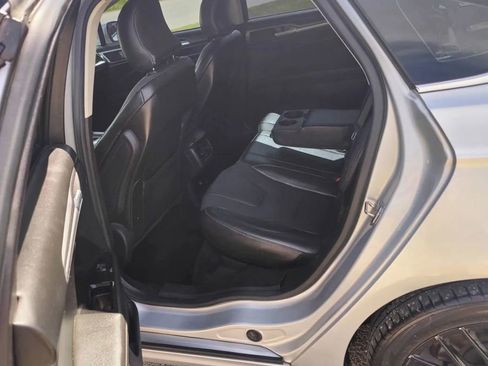 Used 2015 Ford Fusion Titanium FWD image 7