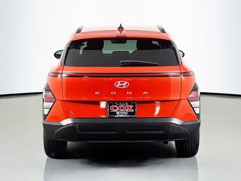 Used 2025 Hyundai Kona SEL image 6