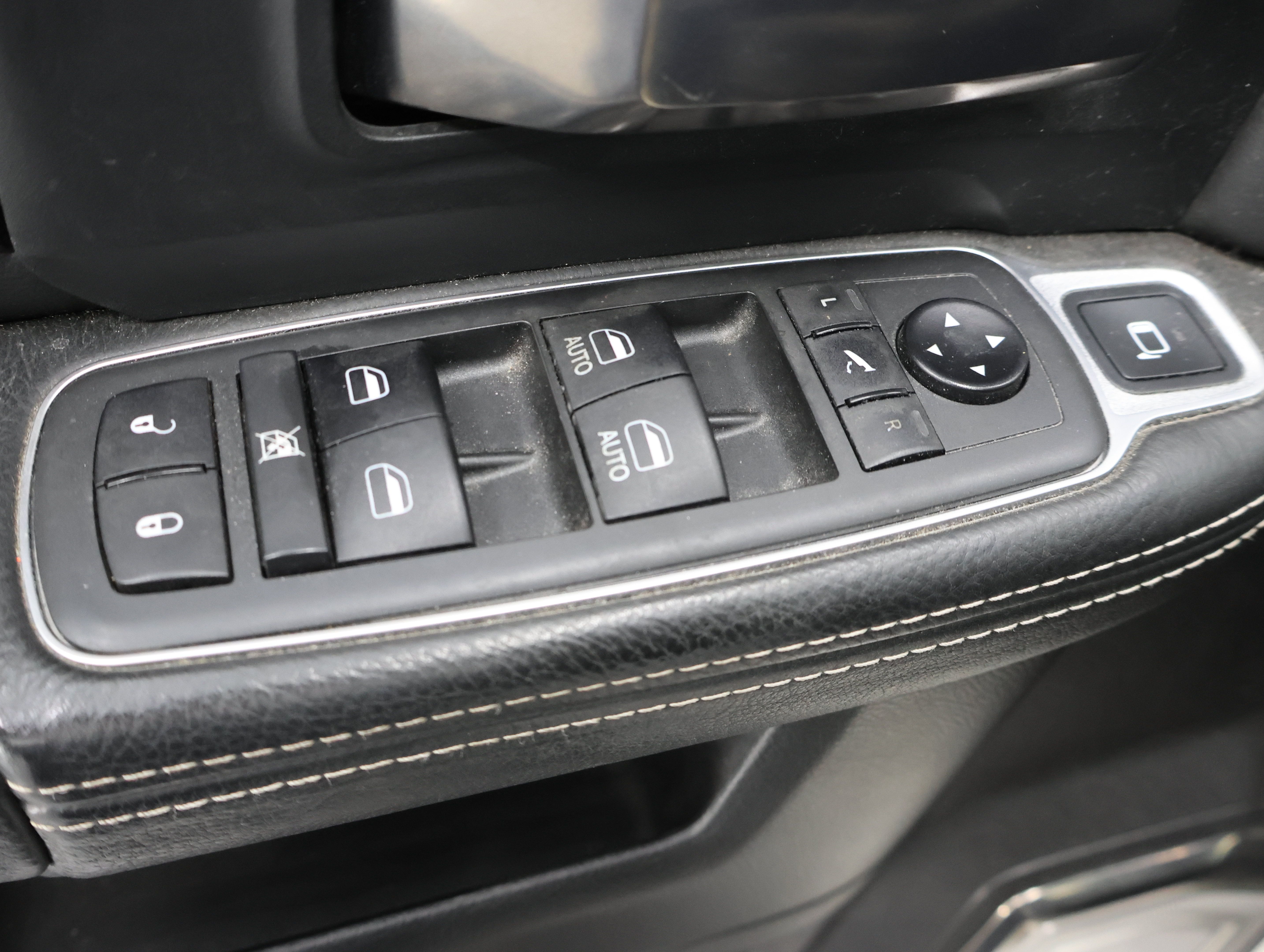 Used 2019 RAM 2500 Limited AWD/4WD image 46