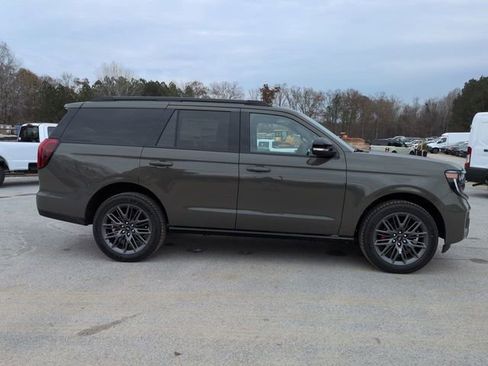 New 2025 Ford Expedition Platinum w/ Stealth Performance Package image 3