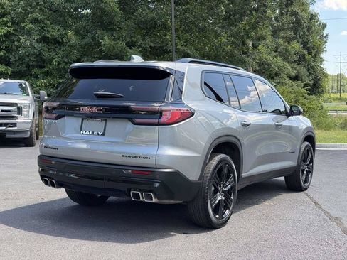 Used 2025 GMC Acadia Elevation w/ Elevation Premium Package FWD image 23