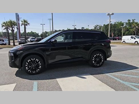 New 2026 Nissan Rogue Dark Armor FWD image 23