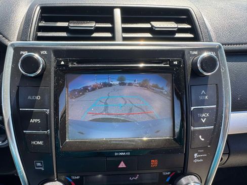 Used 2017 Toyota Camry XSE FWD image 32