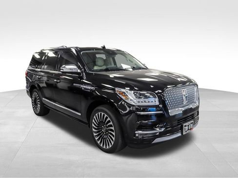 Used 2021 Lincoln Navigator Black Label image 7