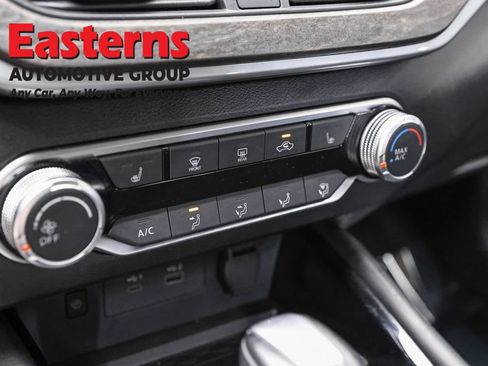 Used 2024 Nissan Altima 2.5 SV w/ SV Premium Package FWD image 20