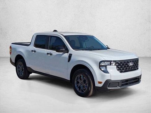 New 2025 Ford Maverick XLT w/ XLT Luxury Package image 7