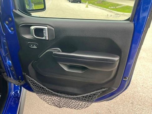 Certified 2018 Jeep Wrangler Rubicon AWD/4WD image 10