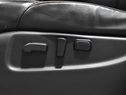 Used 2020 Nissan Armada SL w/ Premium Package image 4