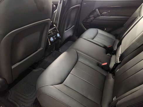 Used 2024 Land Rover Range Rover Sport SE AWD/4WD image 29