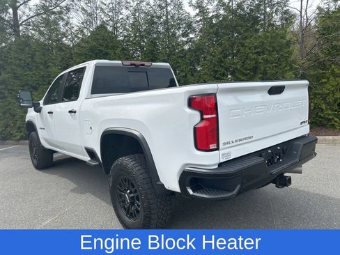 Used 2025 Chevrolet Silverado 2500 ZR2 w/ Technology Package image 25