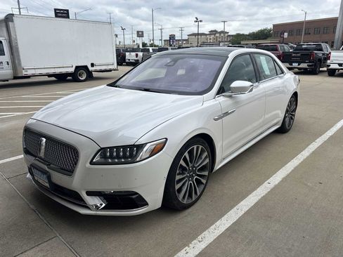 Used 2019 Lincoln Continental Reserve FWD image 4