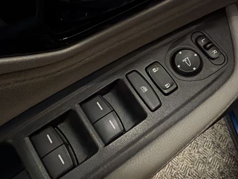 Used 2023 Honda Odyssey Touring image 11
