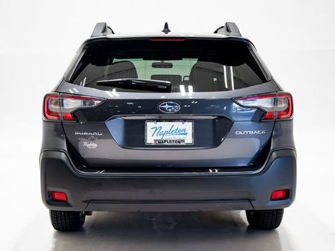 Used 2025 Subaru Outback Premium AWD/4WD image 31