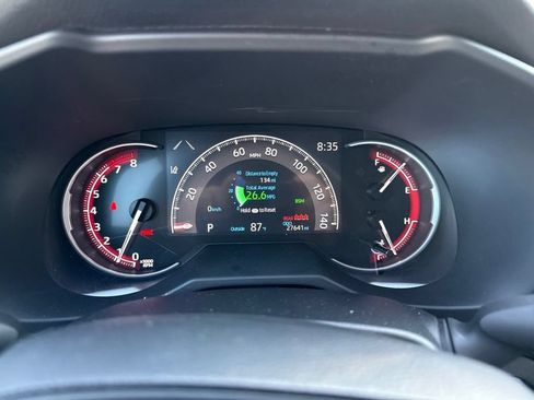 Used 2025 Toyota RAV4 XLE AWD/4WD image 20