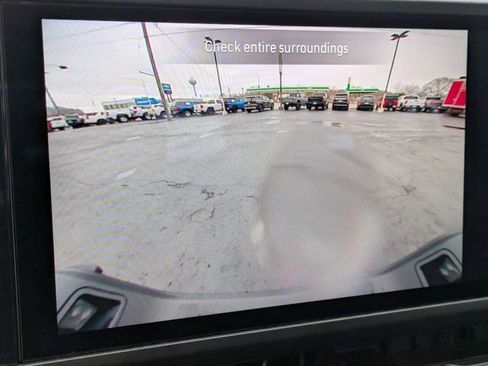Certified 2024 Jeep Gladiator Sport AWD/4WD image 18