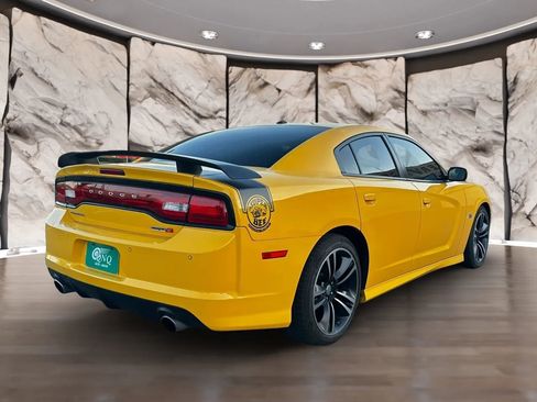 Used 2012 Dodge Charger SRT8 Super Bee w/ Driver Convenience Group II RWD image 8