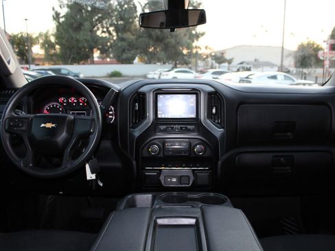 Used 2021 Chevrolet Silverado 1500 Custom image 30