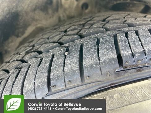 Used 2024 Toyota Camry SE image 27