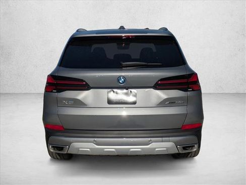 Used 2026 BMW X5 xDrive50e w/ Executive Package AWD/4WD image 8