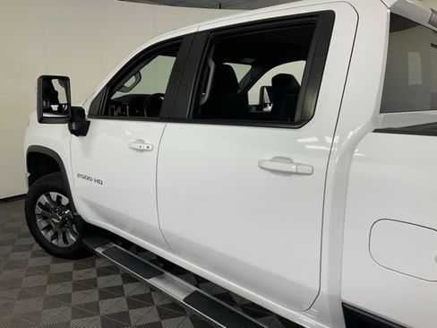 Used 2024 Chevrolet Silverado 2500 LT w/ All Star Edition AWD/4WD image 36