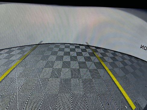 Used 2025 Volvo XC90 B5 Core image 25