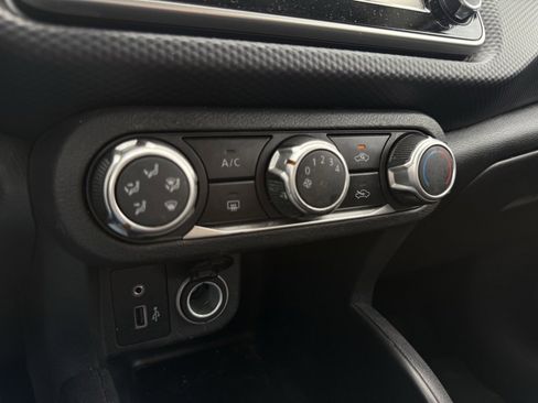 Used 2023 Nissan Kicks S w/ Interior Electronics Package image 18