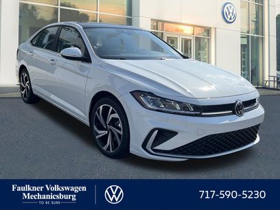 New 2025 Volkswagen Jetta SEL