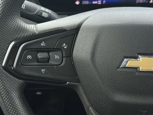 Used 2025 Chevrolet TrailBlazer LT AWD/4WD image 11
