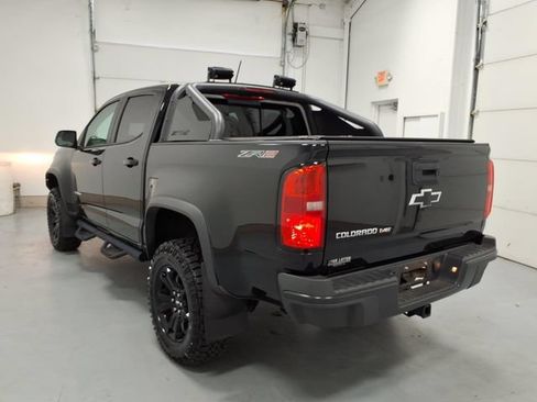 Used 2018 Chevrolet Colorado ZR2 w/ ZR2 Midnight Special Edition AWD/4WD image 5