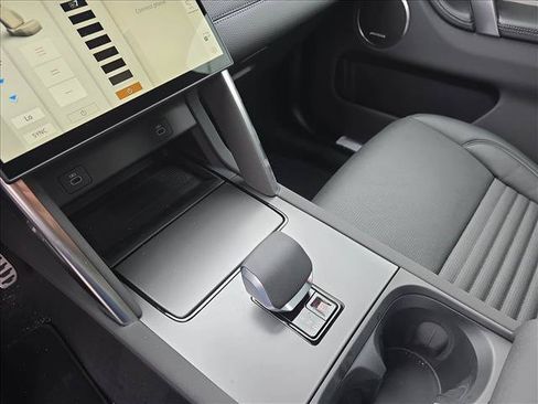New 2026 Land Rover Discovery Sport Landmark AWD/4WD image 25
