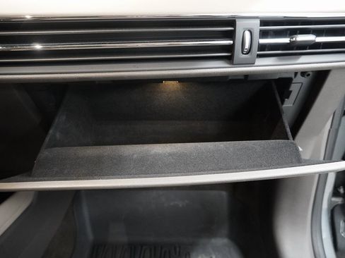 Used 2022 Lincoln Corsair AWD w/ Equipment Group 101A image 28