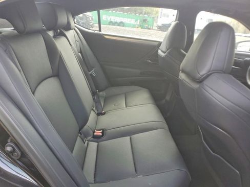 Used 2024 Lexus ES 300h F Sport w/ Accessory Package (Z2) FWD image 7