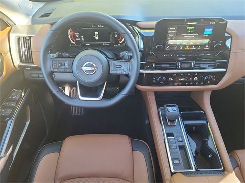 New 2025 Nissan Pathfinder Platinum w/ Cargo Package image 12