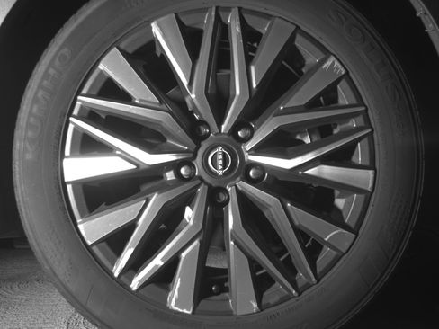 Used 2025 Nissan Altima 2.5 SV image 13