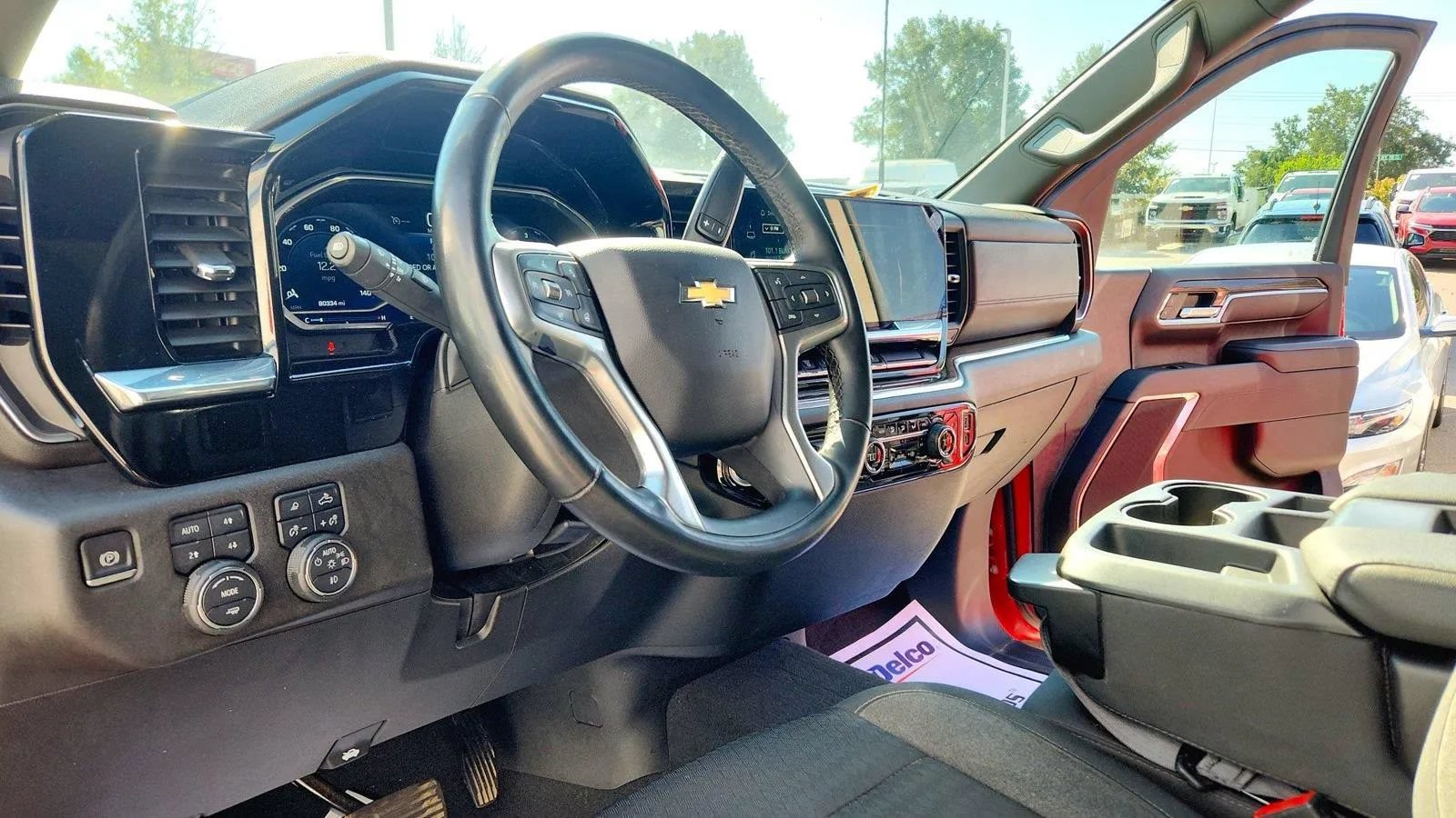 Used 2024 Chevrolet Silverado 2500 LT w/ Convenience Package AWD/4WD image 12