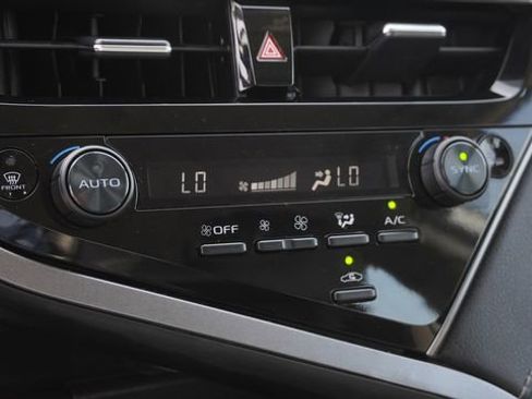 Used 2023 Toyota Camry XSE image 22