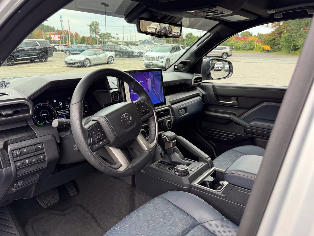 Used 2026 Toyota 4Runner Platinum AWD/4WD image 18