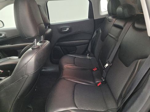 Used 2018 Jeep Compass Latitude w/ Popular Equipment Group image 18