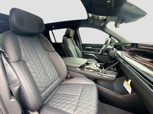 New 2025 Cadillac Escalade IQ Sport 1 image 30