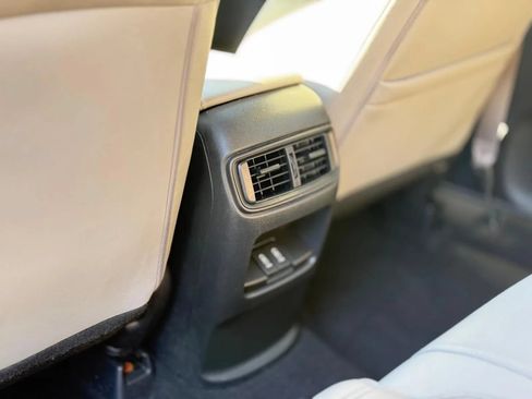 Used 2017 Honda CR-V EX-L image 27