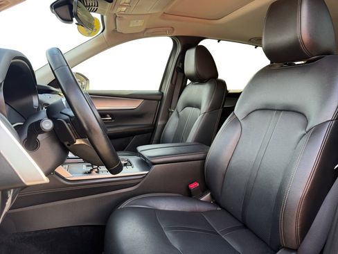 Used 2025 MAZDA CX-90 3.3 Turbo w/ Preferred Package image 9