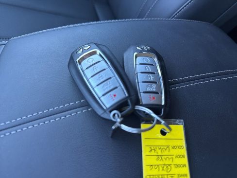 Used 2024 INFINITI QX60 Luxe w/ Vision Package image 38