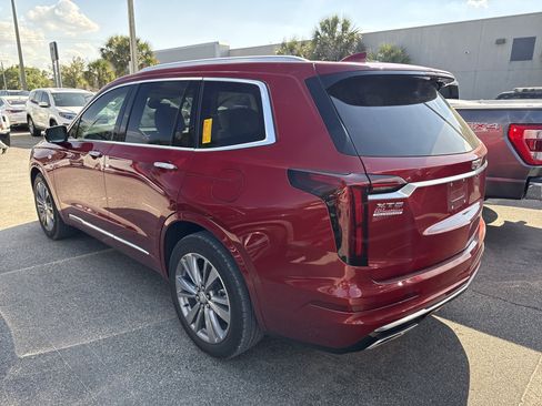 Used 2024 Cadillac XT6 Premium Luxury w/ Technology Package image 3