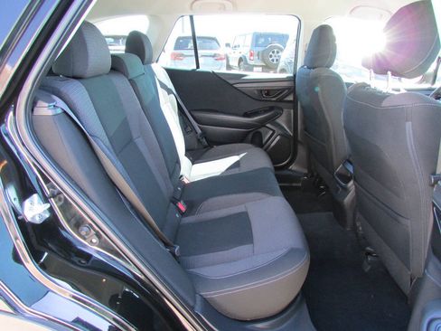 Used 2021 Subaru Outback AWD/4WD image 31