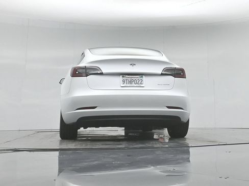 Used 2022 Tesla Model 3 Long Range AWD/4WD image 45