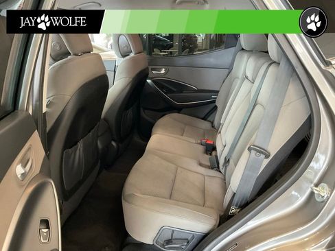 Used 2017 Hyundai Santa Fe Sport w/ 2.4L Value Package 06 FWD image 21