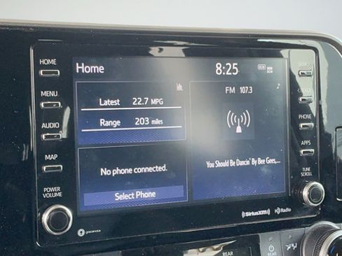 Used 2021 Toyota Highlander XLE AWD/4WD image 15