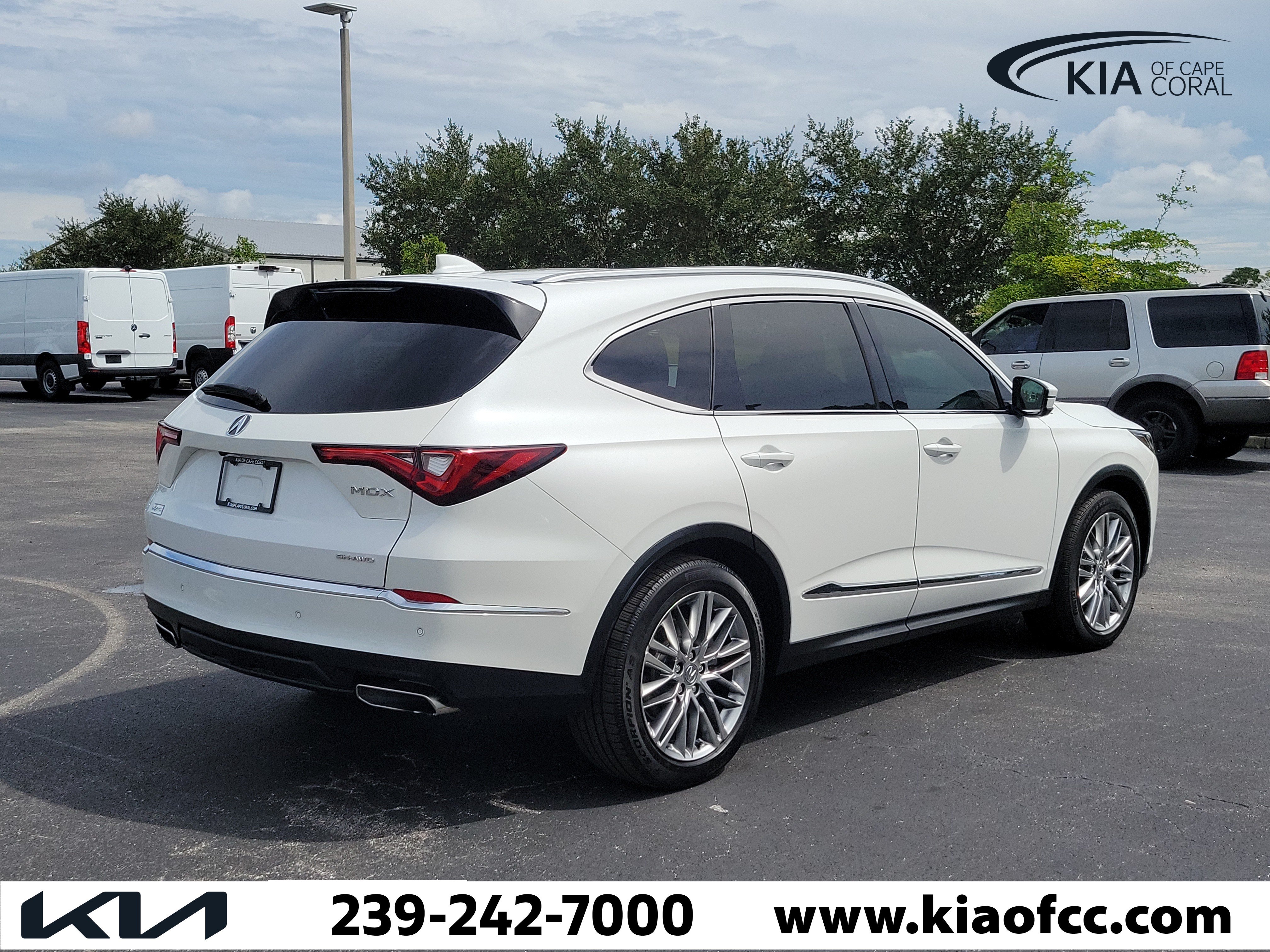 Used 2022 Acura MDX w/ Advance Package AWD/4WD image 6