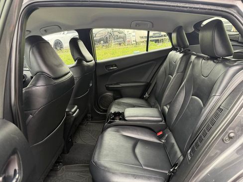 Used 2017 Toyota Prius Prime Premium FWD image 11